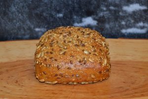 Dinkel-Mehrkornsemmel